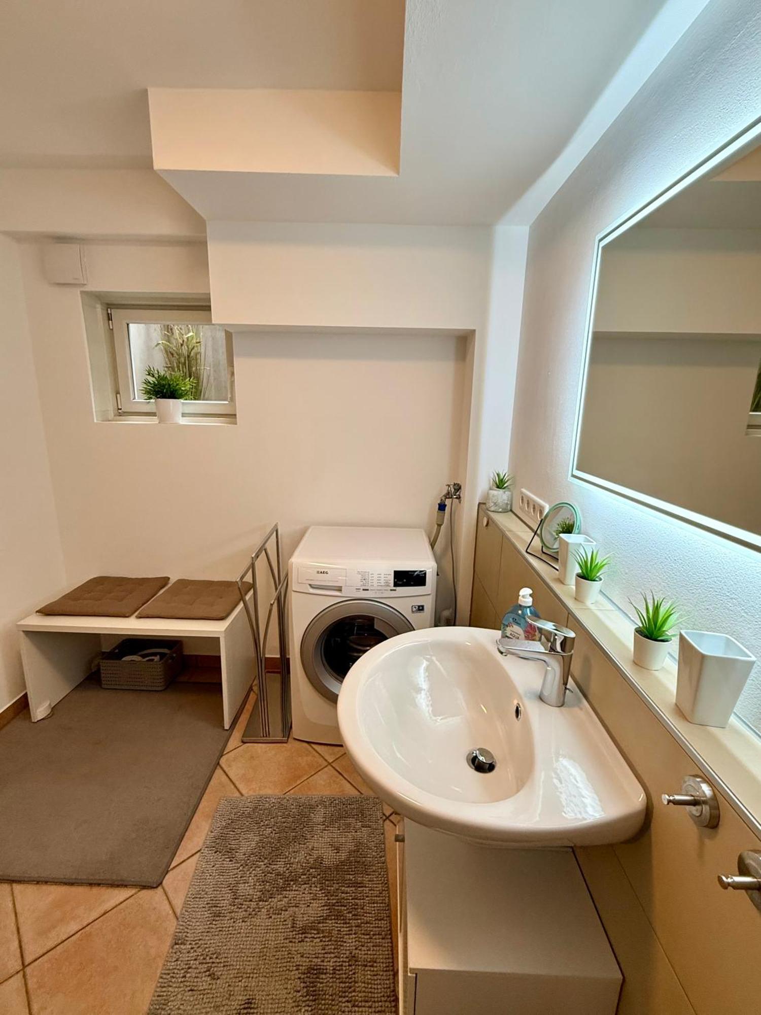 Maisonette-Apartment-Mit Glassfaseranschluss Bruggen  Dış mekan fotoğraf